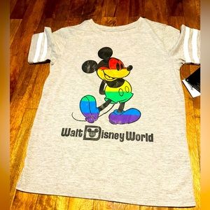 Disney Mickey Mouse Rainbow 🌈 collection new with tags size kids medium